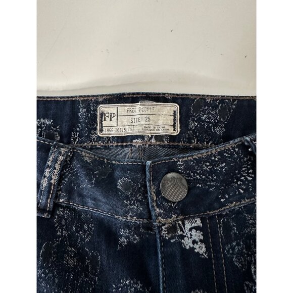 Free People Women's Silver City Foiled Flare Stretch Boho Blue Jeans Size 25 - Picture 5 of 6